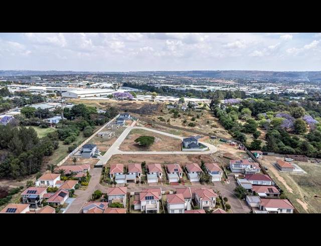 7 BEDROOM CLUSTER FOR SALE IN ZANDSPRUIT